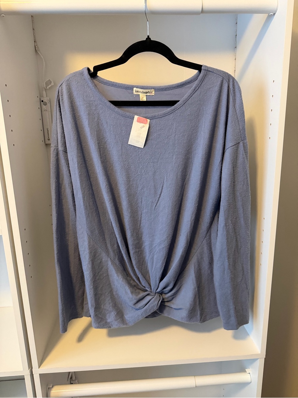 Love on a Hanger Blue Twist Front Top Size L NWT